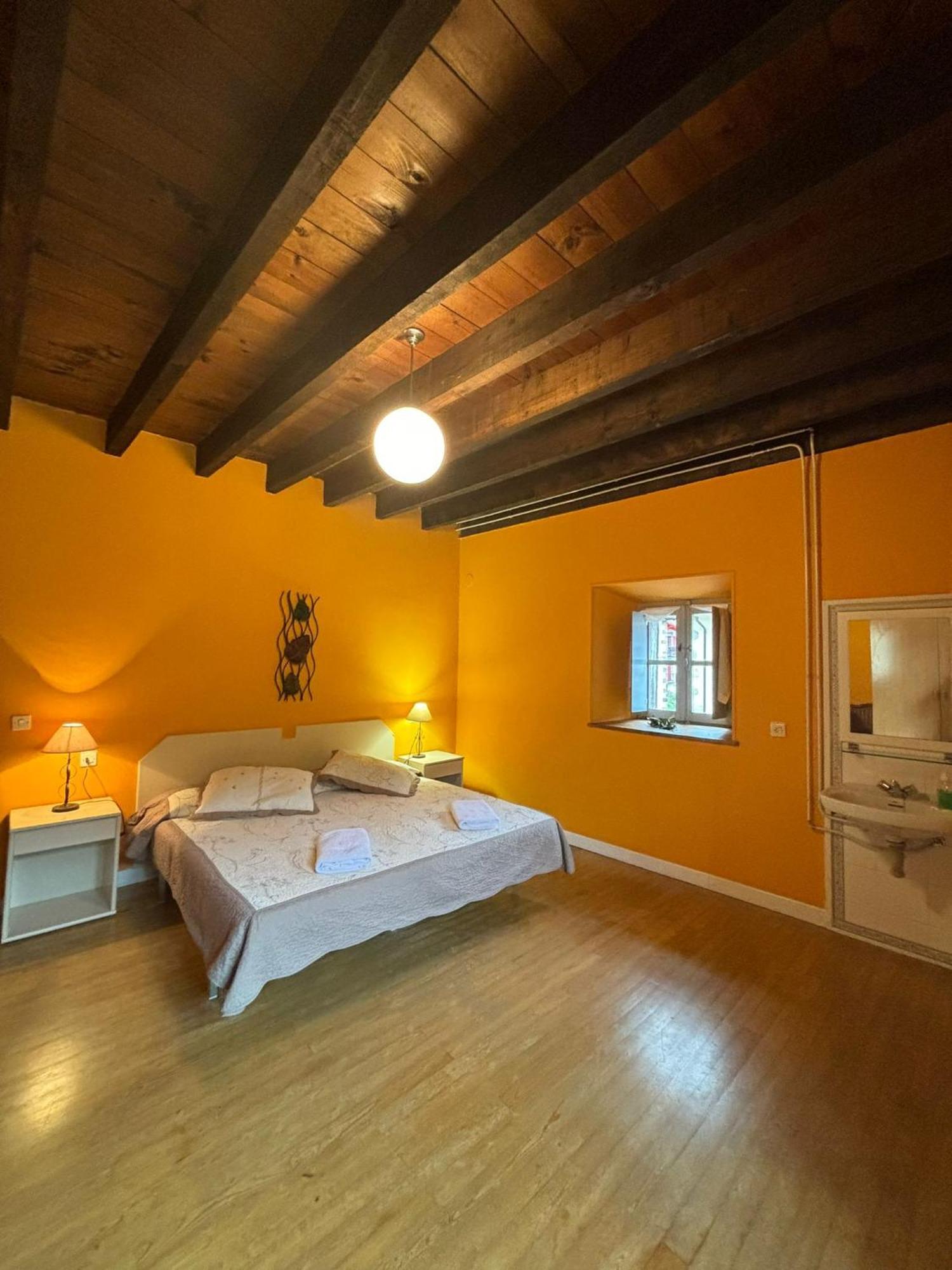 Hotel Zubietako Ostatua Zimmer foto